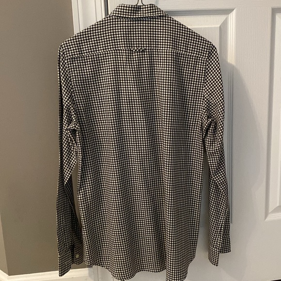 Women’s Gap Button Down Shirt - Picture 4 of 4